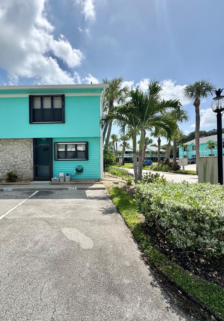 Property Photo: 13509 S Indian River Drive 406 FL 34957