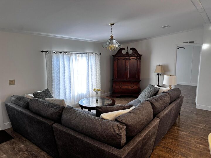 Property Photo: 1186 SW Tropical Terrace FL 34997