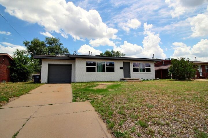 Property Photo:  3434 S Washington Ave  KS 67216 