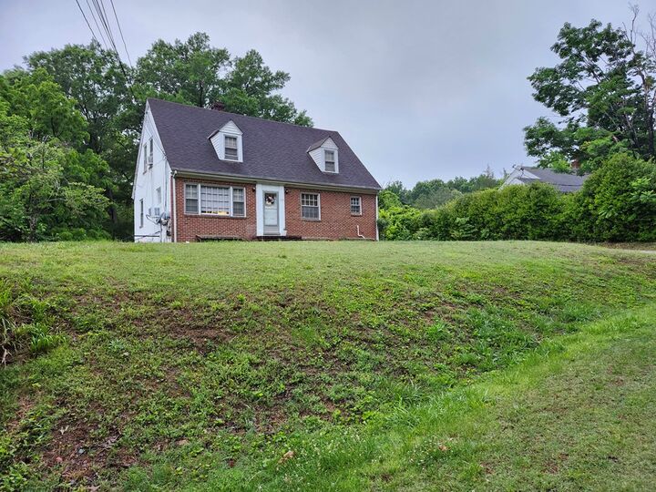Property Photo:  919 W Osborn Rd  VA 23901 