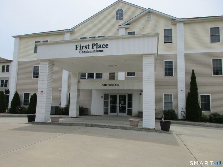 Property Photo:  510 First Avenue 101  CT 06516 