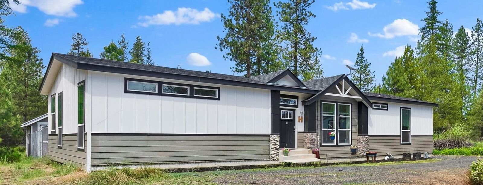 Property Photo:  28995 N Hardesty Rd  WA 99003 