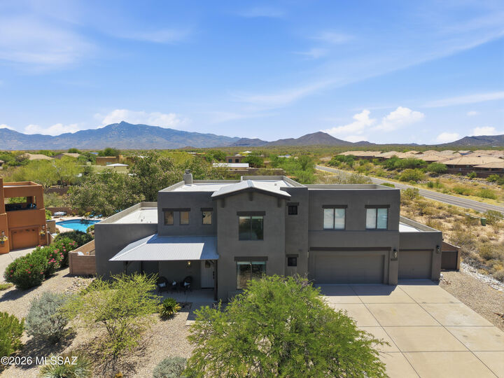 Property Photo:  10017 S Placita Notable  AZ 85641 