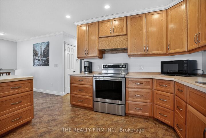 Property Photo: 4084 Bluepoint Drive ON N0N 1J6