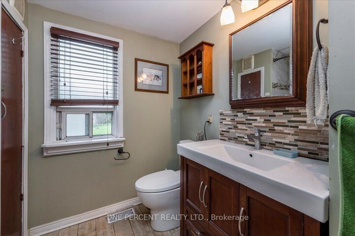 Property Photo: 224 Foster Drive ON L4N 3X8