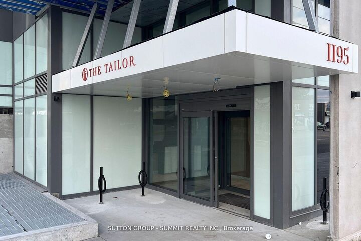 Property Photo: 1195 The Queensway Street 801 ON M8Z 0H1