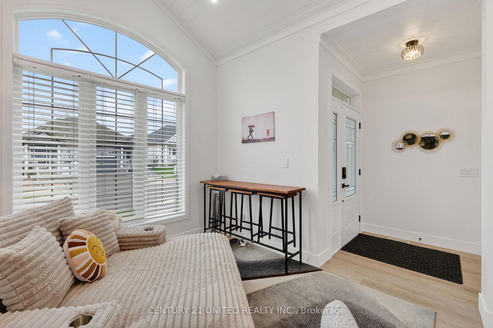 Property Photo: 696 Fisher Street ON K9A 0H3