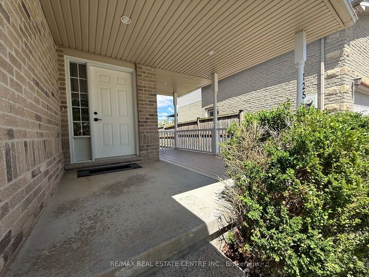 Property Photo: 125 Flaherty Drive ON N1K 1Y6