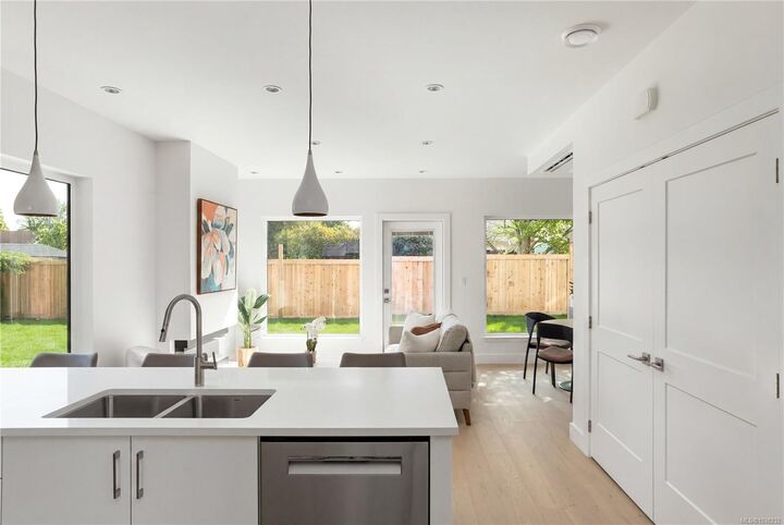 Property Photo:  2118 Pentland Rd #4  BC V8S 2W4 