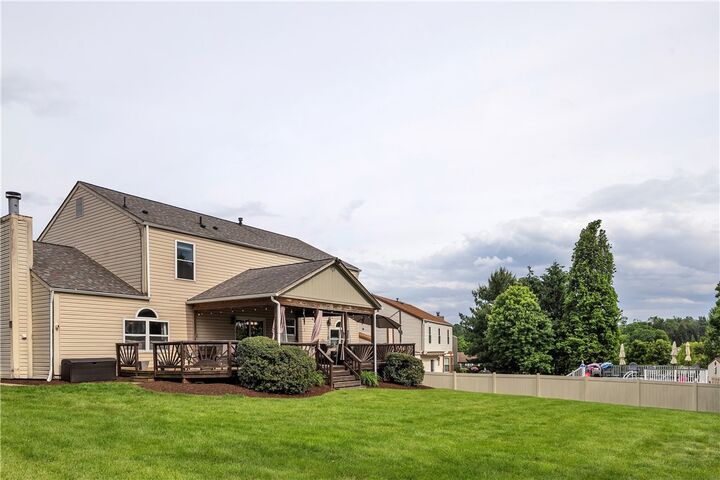 Property Photo: 456 Shelbourne PA 15239