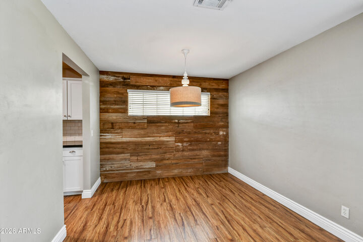 Property Photo:  4652 E Vernon Avenue  AZ 85008 