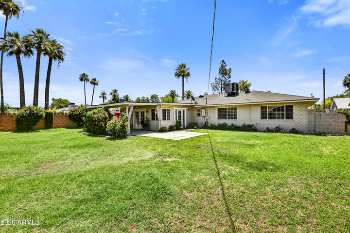 Property Photo:  4652 E Vernon Avenue  AZ 85008 