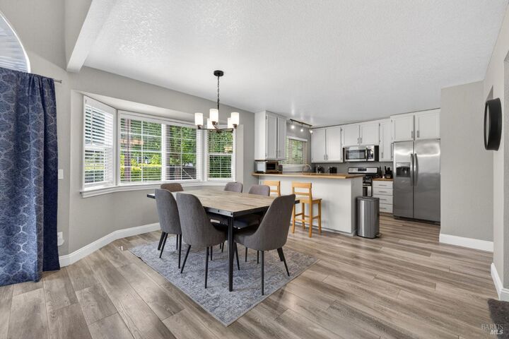 Property Photo:  808 Milsom Place  CA 95492 