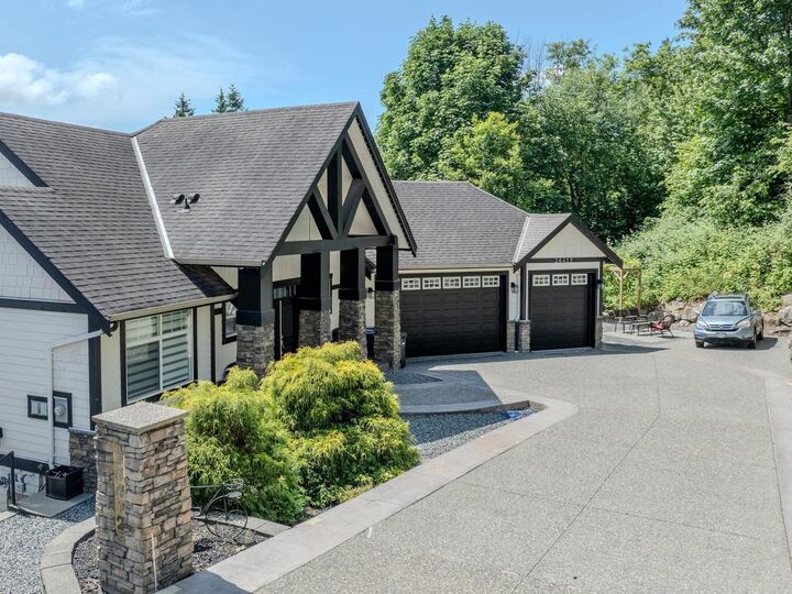 Property Photo: 36412 Carnarvon Court BC V3G 3G4