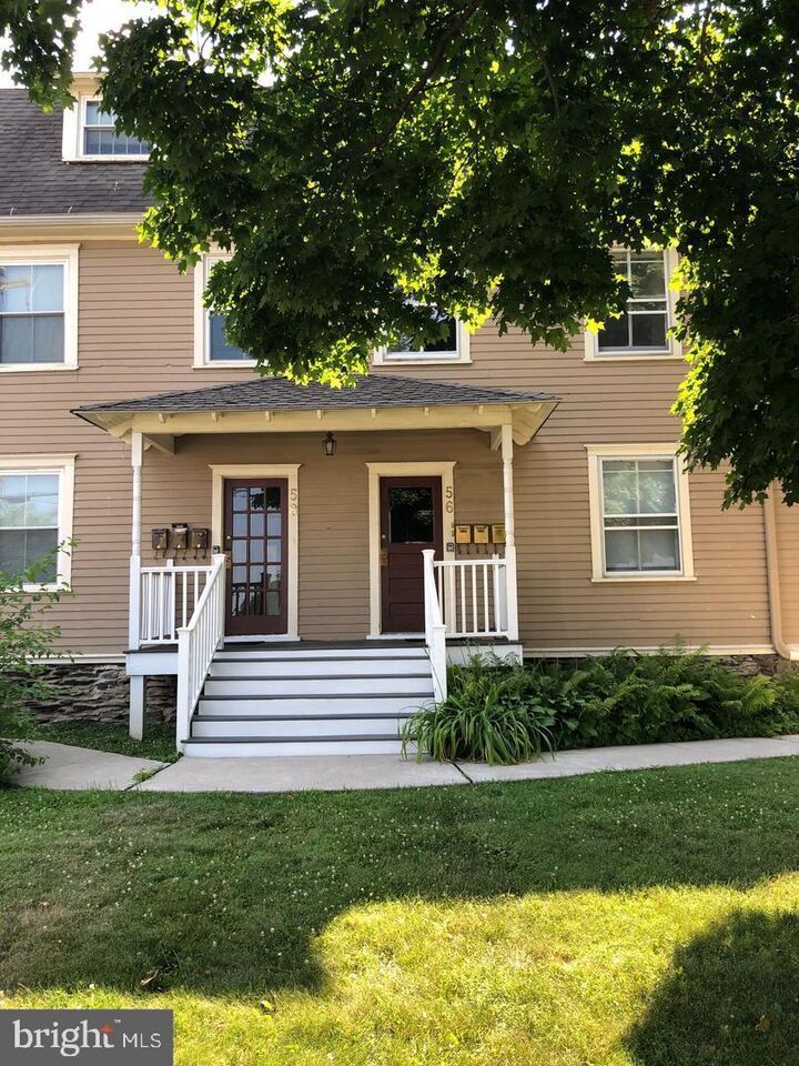 Property Photo:  58 Darby Road 1  PA 19301 