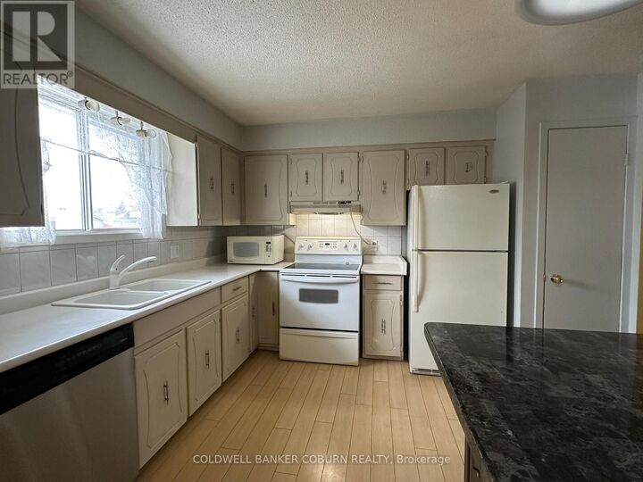 Property Photo: 4016 Dishaw Street ON K0E 1E0