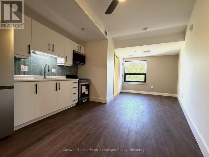 Property Photo:  604 South Queen Street South 306  ON N0G 2N0 