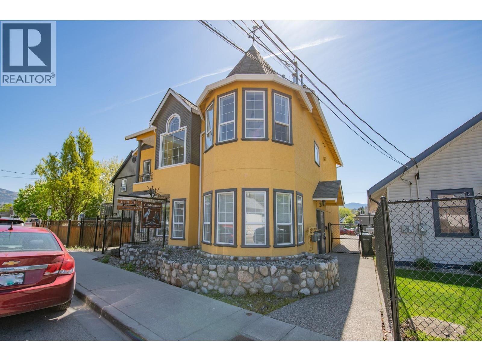Photo de la propriété: 3414A 28th Avenue 2 BC V1T 1W9