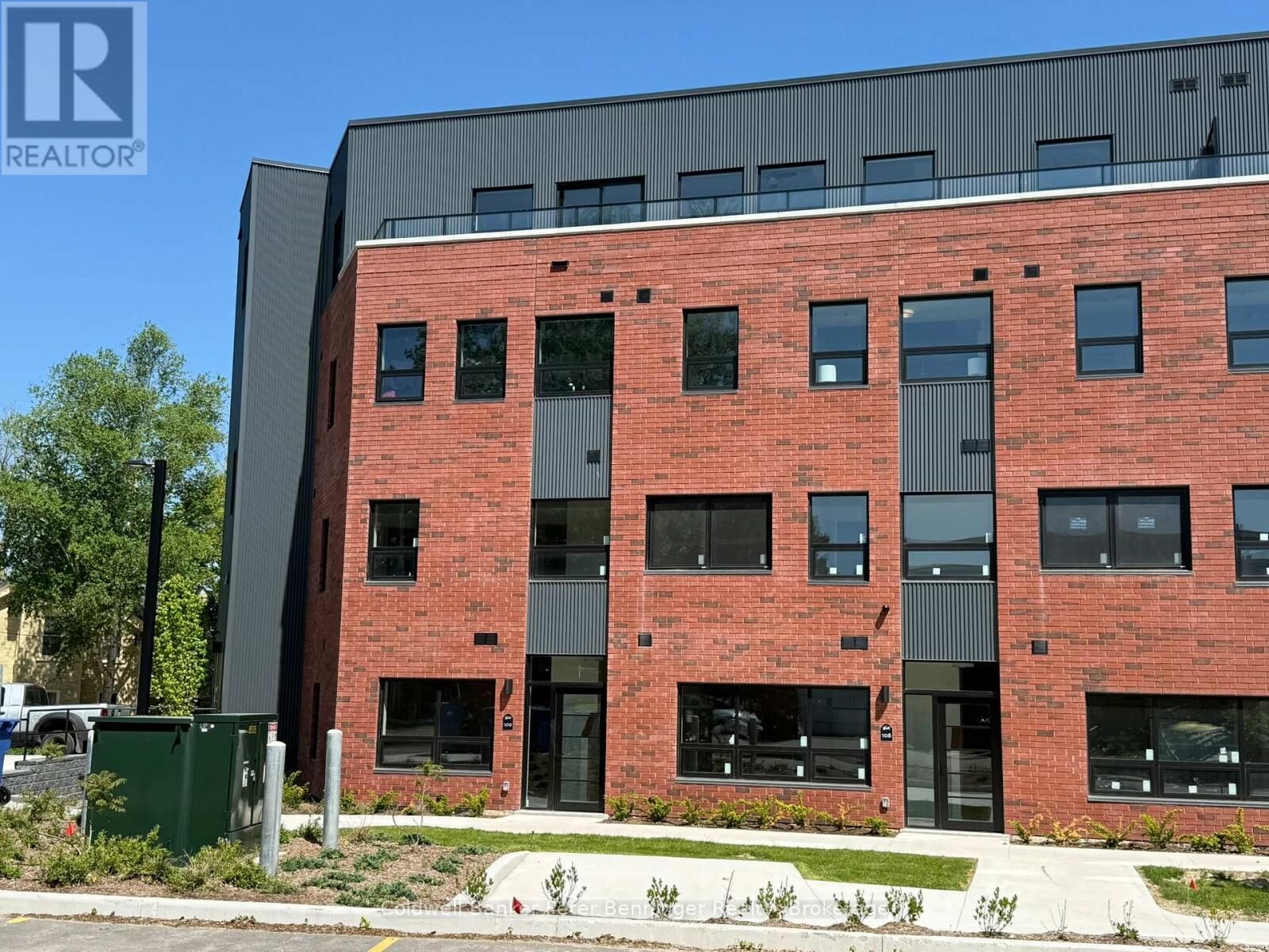 Property Photo: 604 South Queen Street South 405 ON N0G 2N0