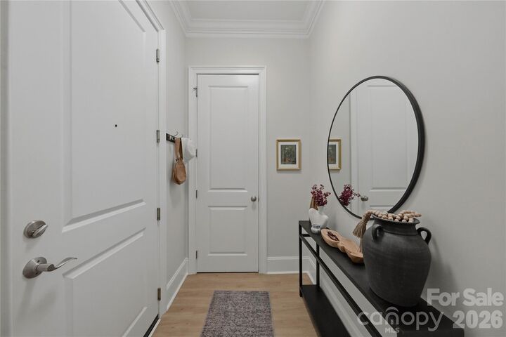 Property Photo:  2946 Selwyn Avenue 112  NC 28209 