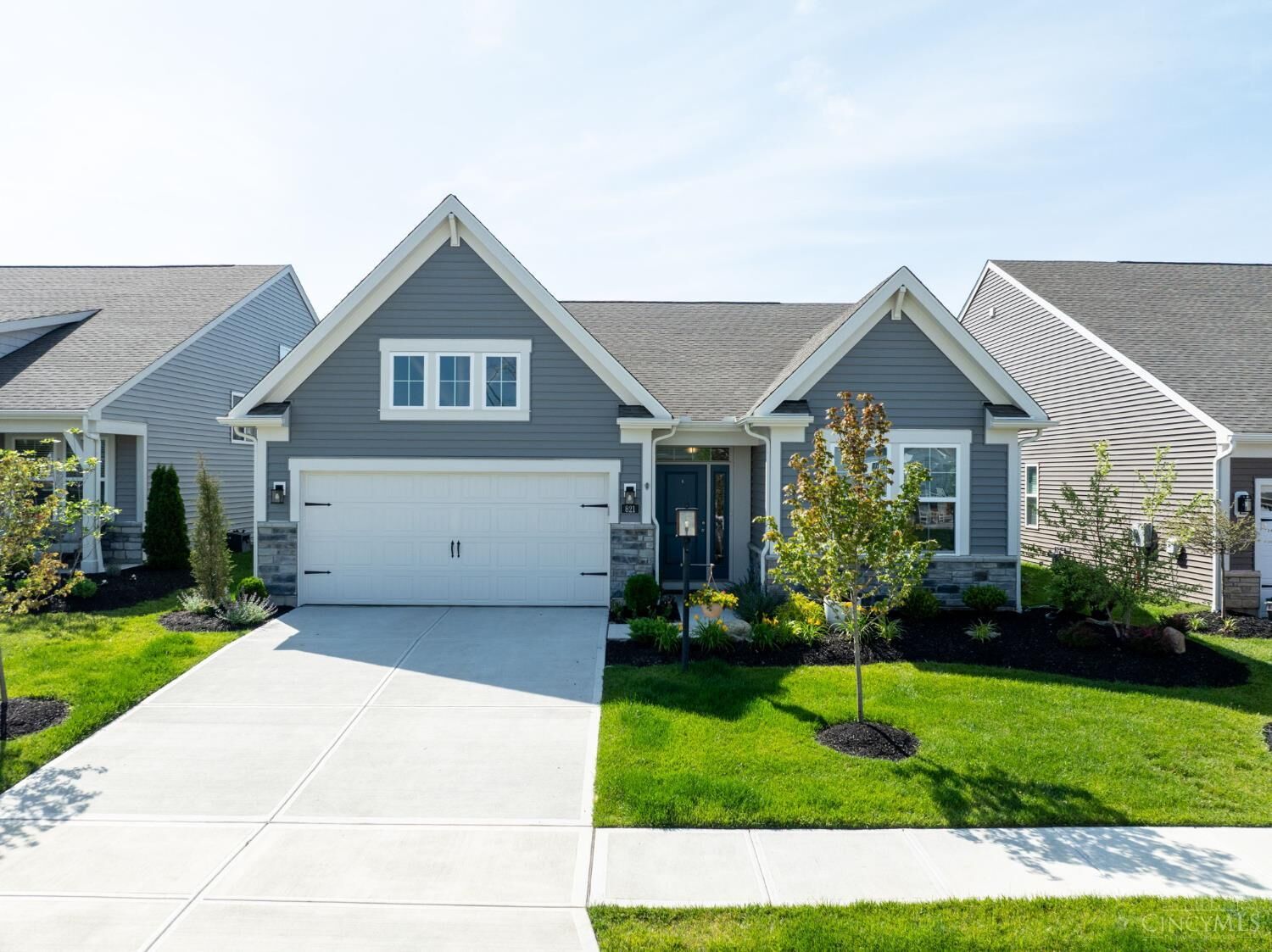 Property Photo:  821 Mulligan Place  OH 45036 