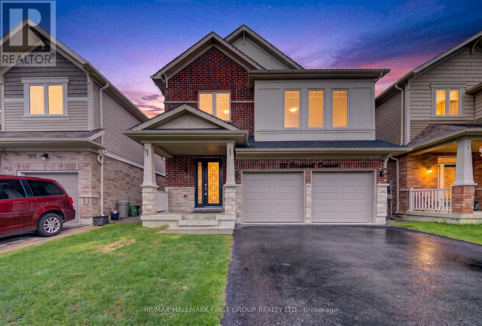 Property Photo: 121 Blackwell Crescent ON L1L 0C1