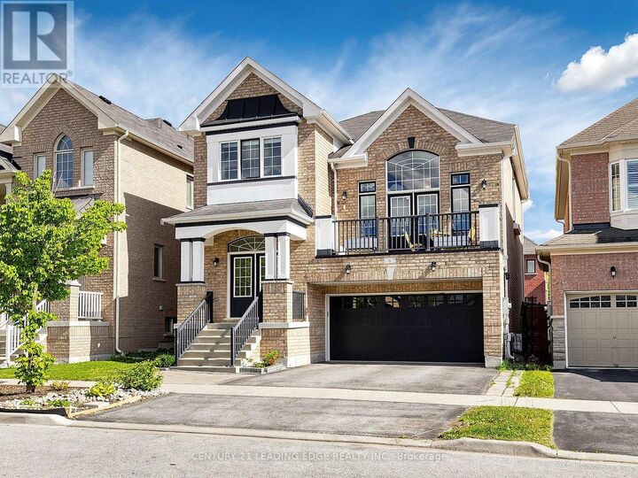 Property Photo:  6 Kellington Trail South  ON L4A 7X3 