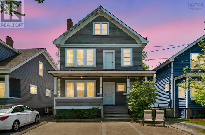 1672 Chestnut Street — photo 1