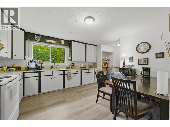 Property Photo: 1394 6 Highway BC V0E 2G1