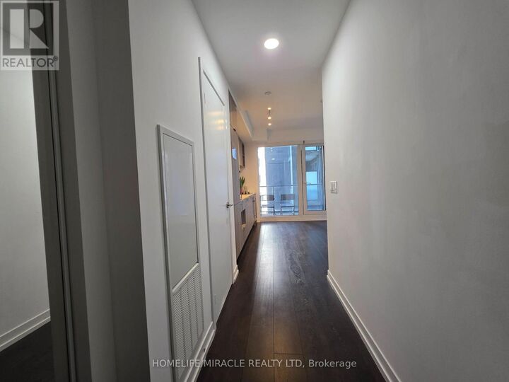 Property Photo:  2020 Bathurst Street 341  ON M5P 0A6 