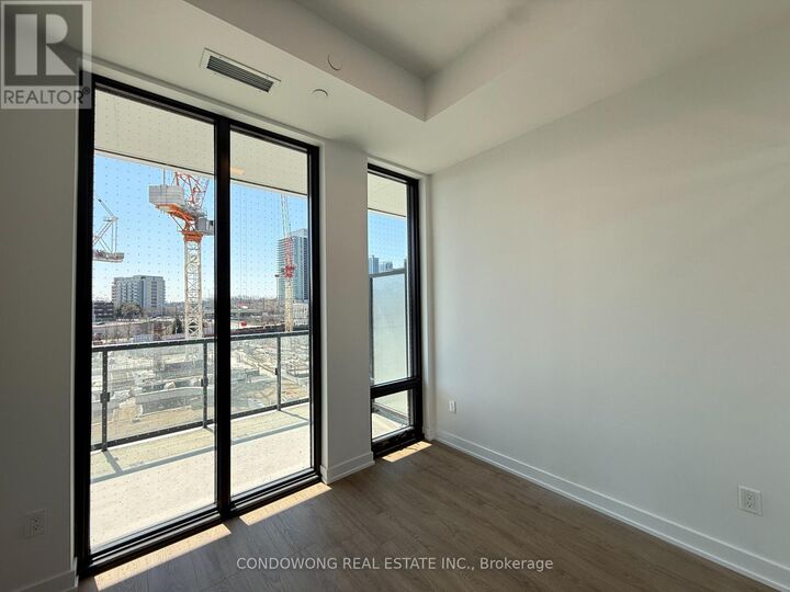 Property Photo:  29 Green Trail Court 212  ON M2K 0J9 