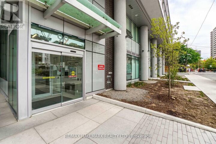 Property Photo:  99 Broadway Avenue 907  ON M4P 0E3 