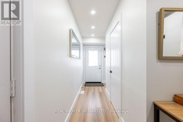 Property Photo: 185 Highland Crescent 2 ON N2M 5P8