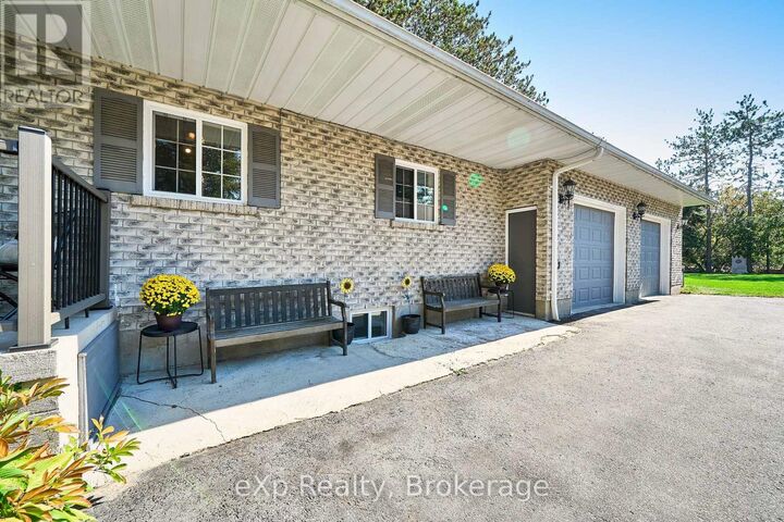 Property Photo: 9 Hilda Avenue ON L9P 1R2
