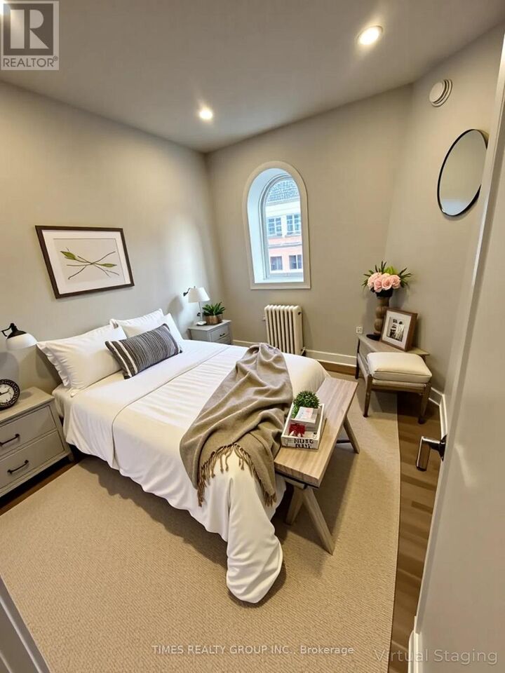 Property Photo: 592 Church Street 10 ON M4Y 2E5