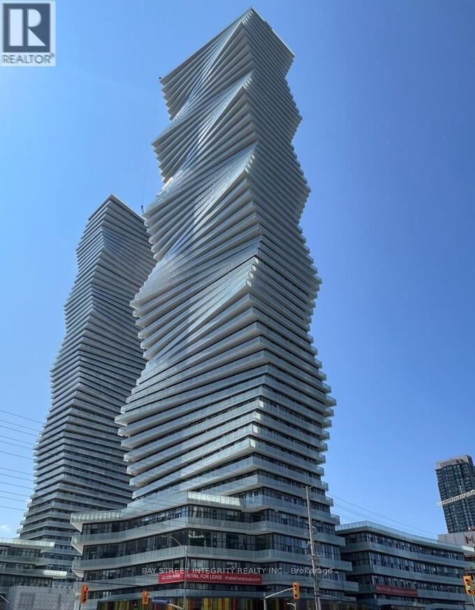 Property Photo: 3900 Confederation Parkway 4908 ON L5B 0M3