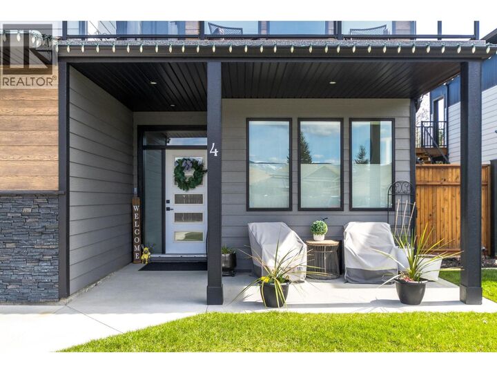 Property Photo: 1441 20 Avenue Southeast 4 BC V1E 2M9