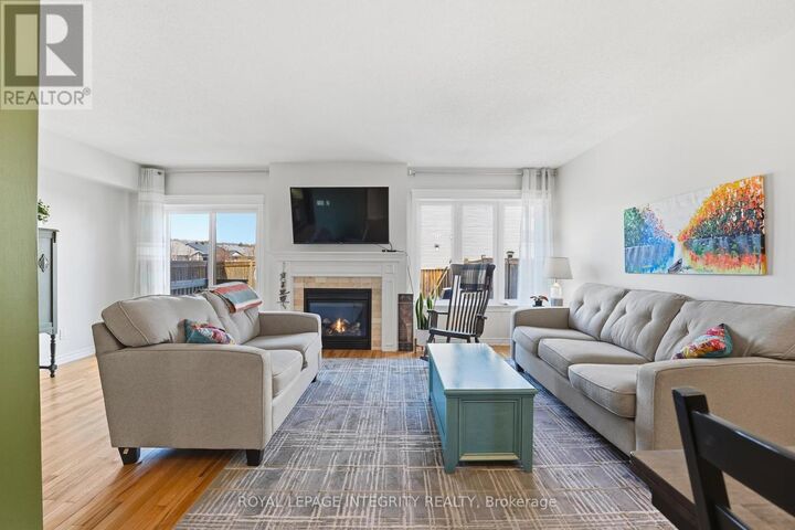 Property Photo:  1036 Marconi Avenue  ON K2W 0C8 