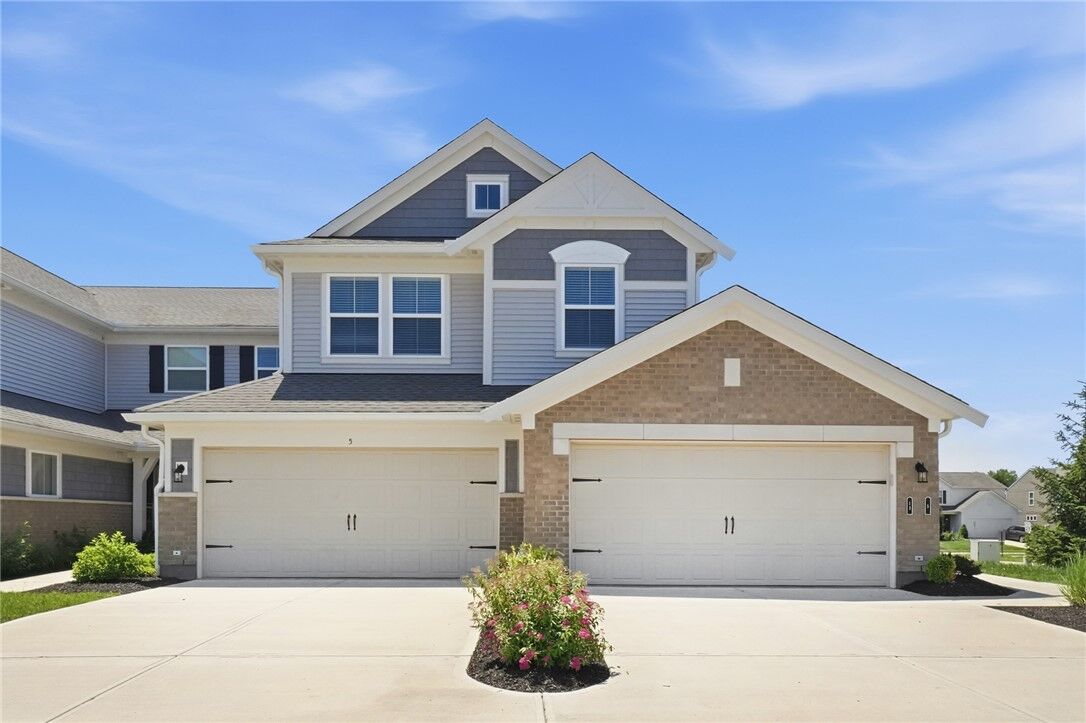 Property Photo:  13 Pebble Brook Place Place  OH 45066 