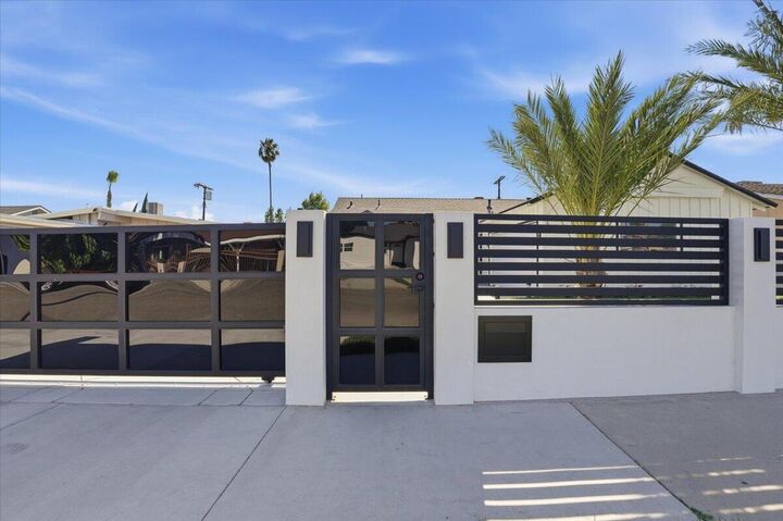 Property Photo:  7737 Bellaire Avenue  CA 91605 