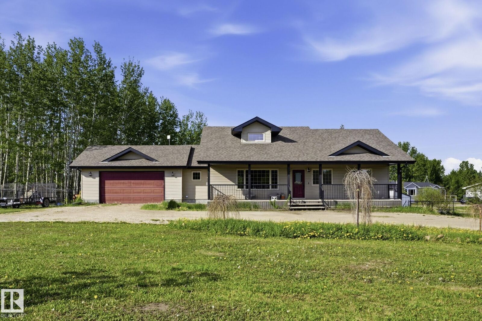 Property Photo: 10 1319 Twp Rd 510 AB T7Y 2N2