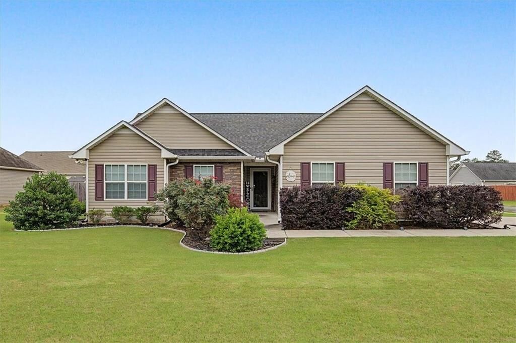 Property Photo: 100 Legacy Lane GA 30701