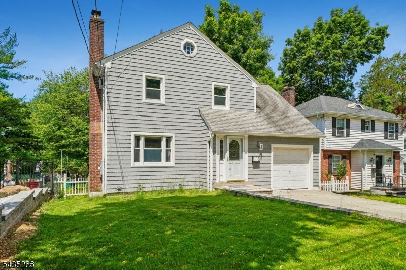 Property Photo:  29 Laurel Ave  NJ 07039 