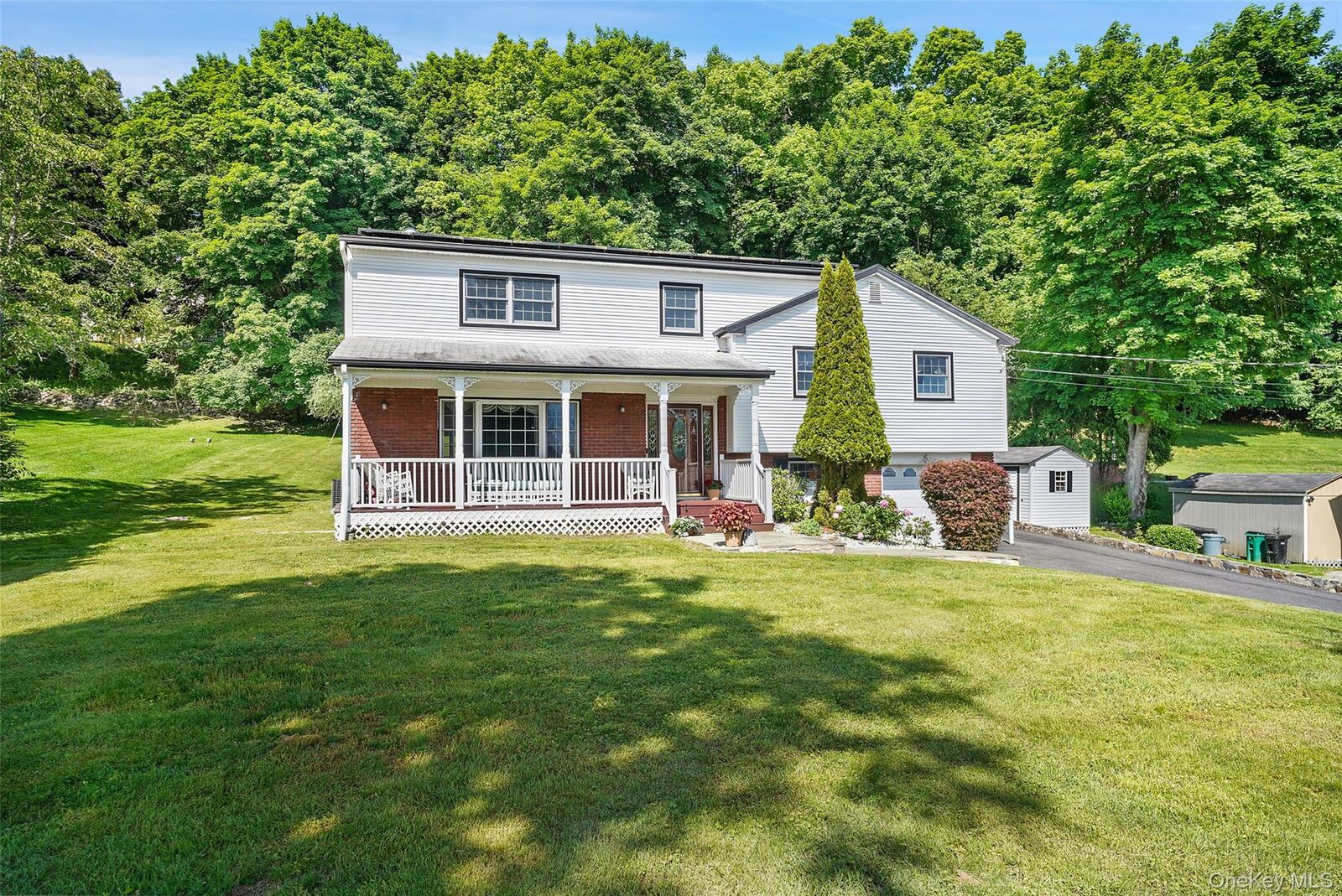 Property Photo:  623 Cardinal Road  NY 10567 