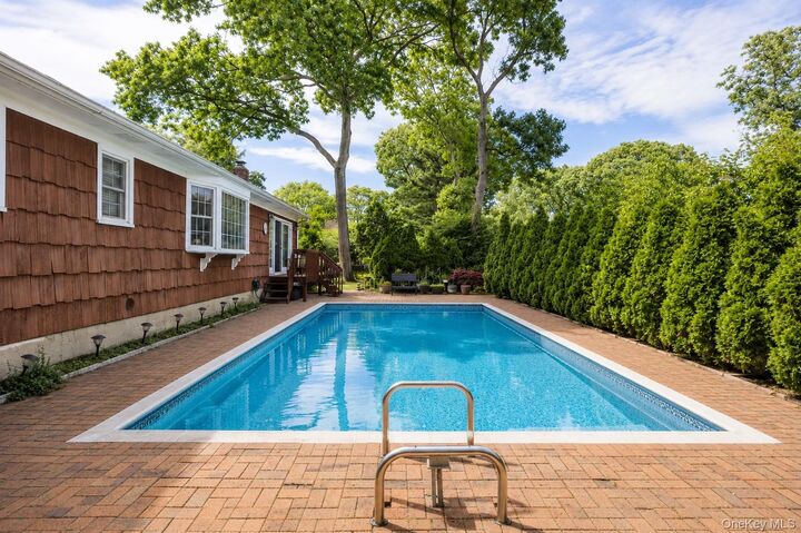 Property Photo:  3 Boston Avenue  NY 11763 