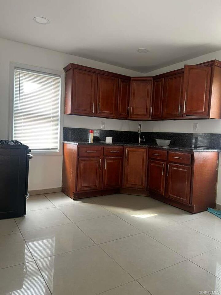 Property Photo:  24125 144th Avenue 2nd Floor  NY 11422 