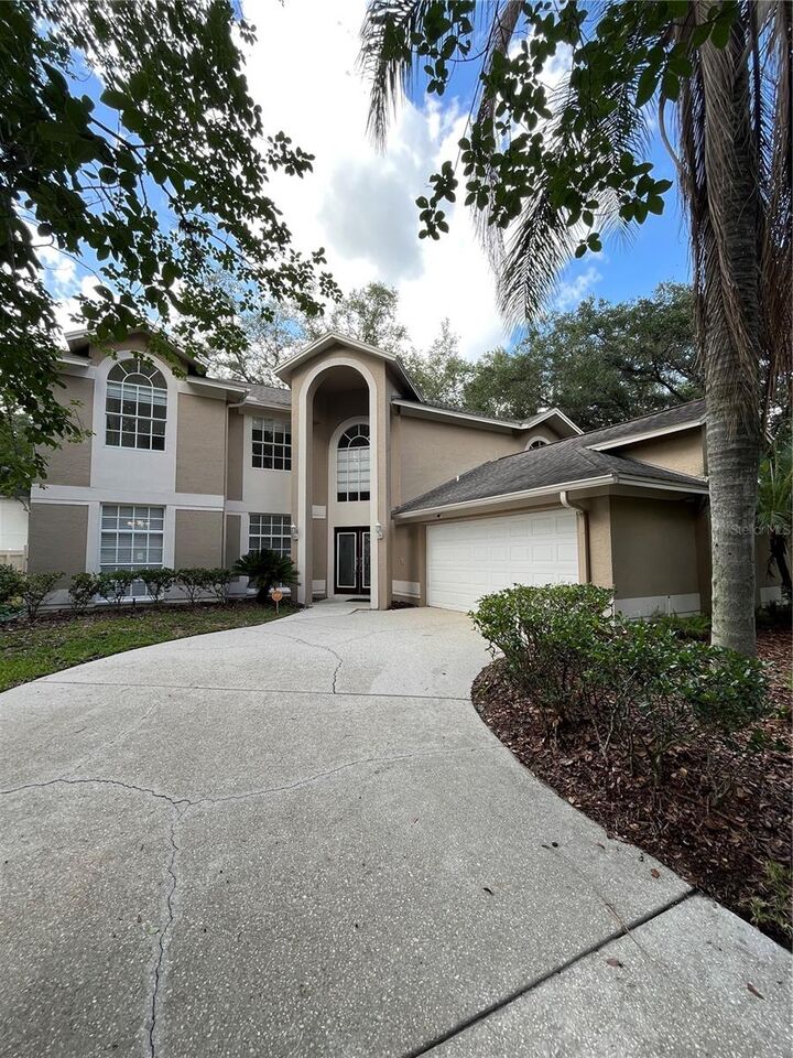 Property Photo:  9318 Heritage Oak Court  FL 33647 