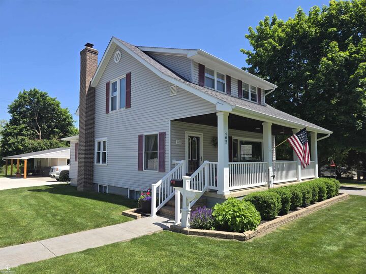Property Photo:  402 Park Avenue  MI 48097 