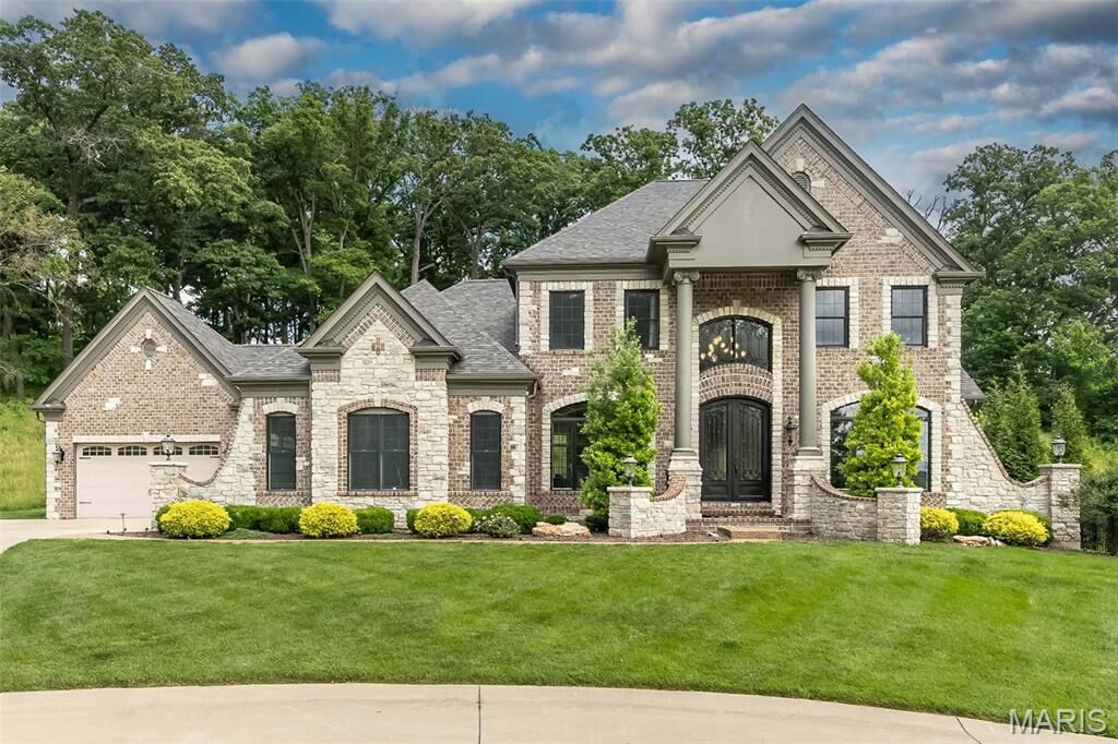 Property Photo:  1600 White Sage Court  MO 63005 