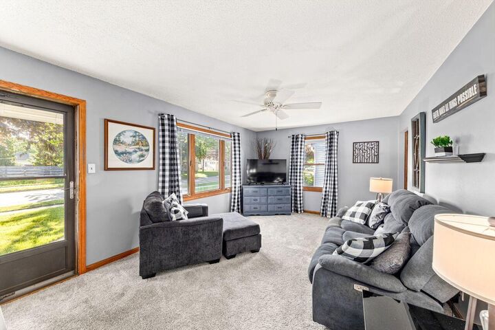 Property Photo:  187 N 91st St  WI 53226 